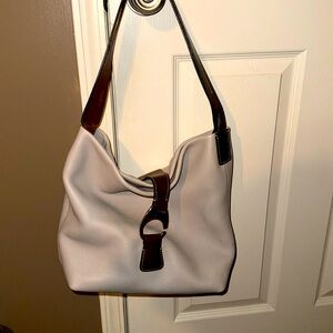Dooney and Bourke tote bag